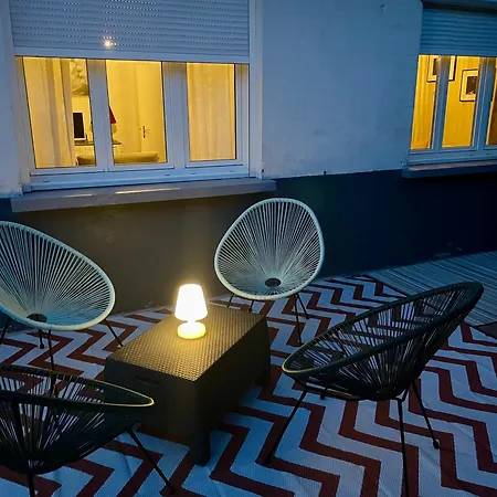 Côte Fleurie, 2 à 4 Personnes, La Ferme De *