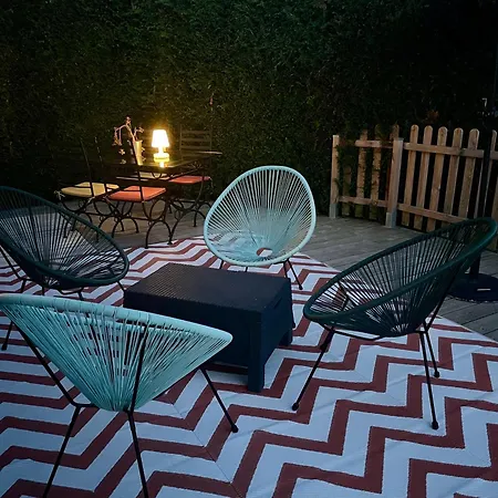 Côte Fleurie, 2 à 4 Personnes, La Ferme De