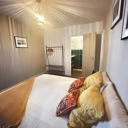 Côte Fleurie, 2 à 4 Personnes, La Ferme De * Valambray