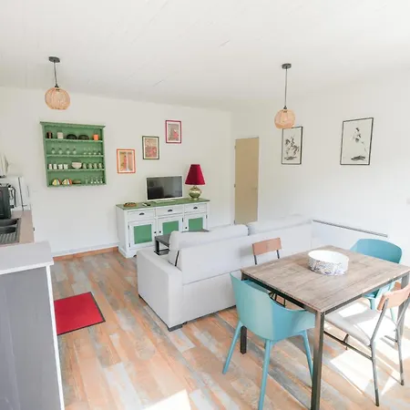 Дом отдыха Cote Fleurie, 2 A 4 Personnes, La Ferme De