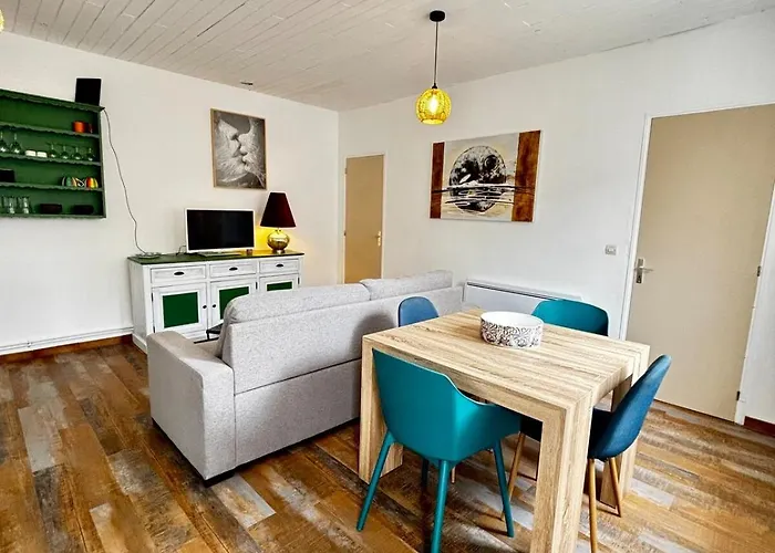 Cote Fleurie, 2 A 4 Personnes, La Ferme De * Valambray