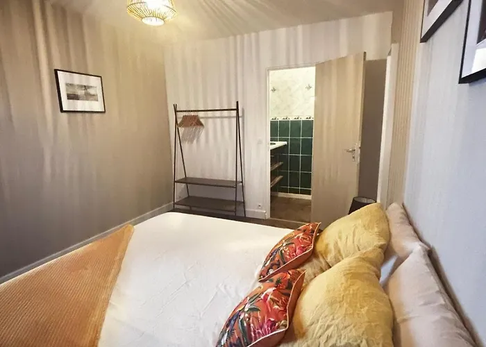 Cote Fleurie, 2 A 4 Personnes, La Ferme De * Valambray